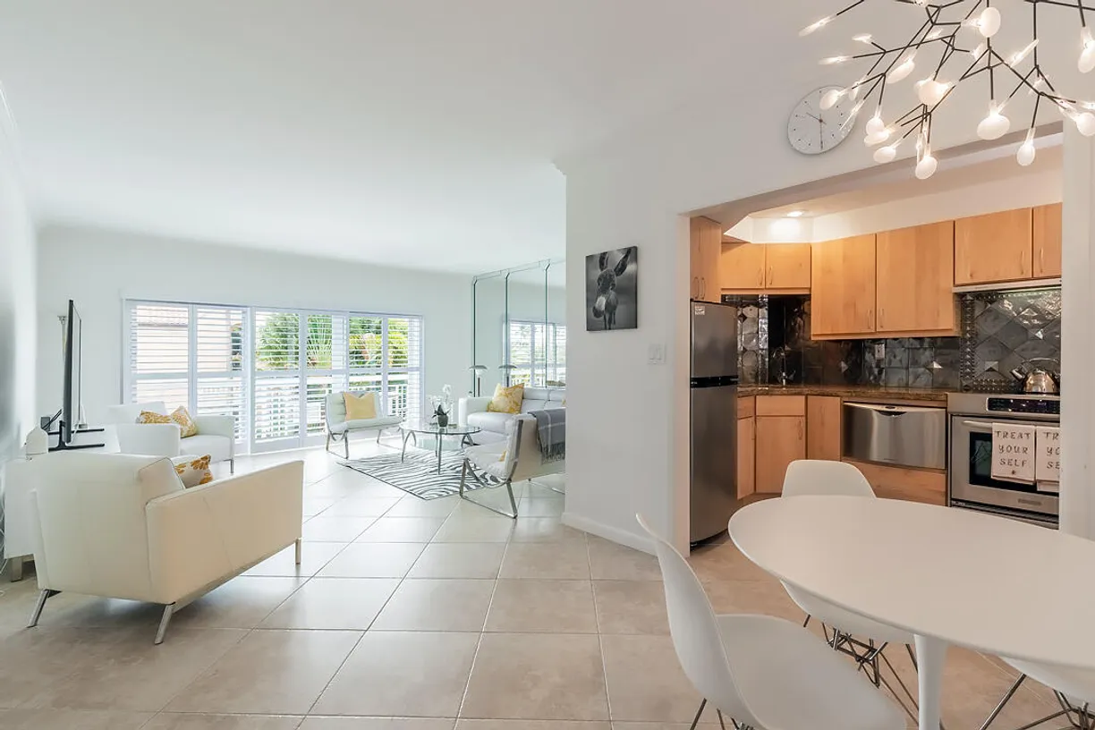 South Florida Real Estate | View 250 Bradley Place, 301 | Listing