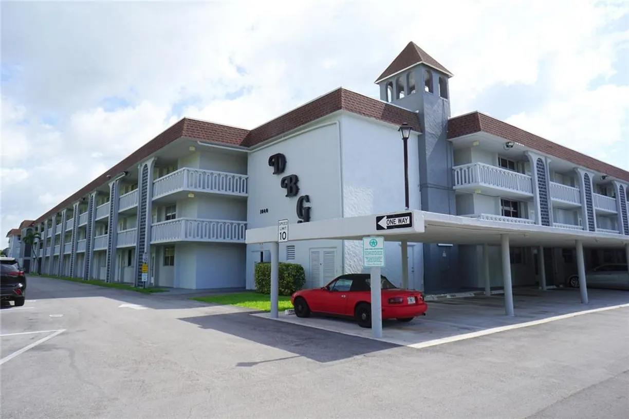South Florida Real Estate | View 1040 SE 4th Avenue, 222 | 2 Beds, 2 Baths