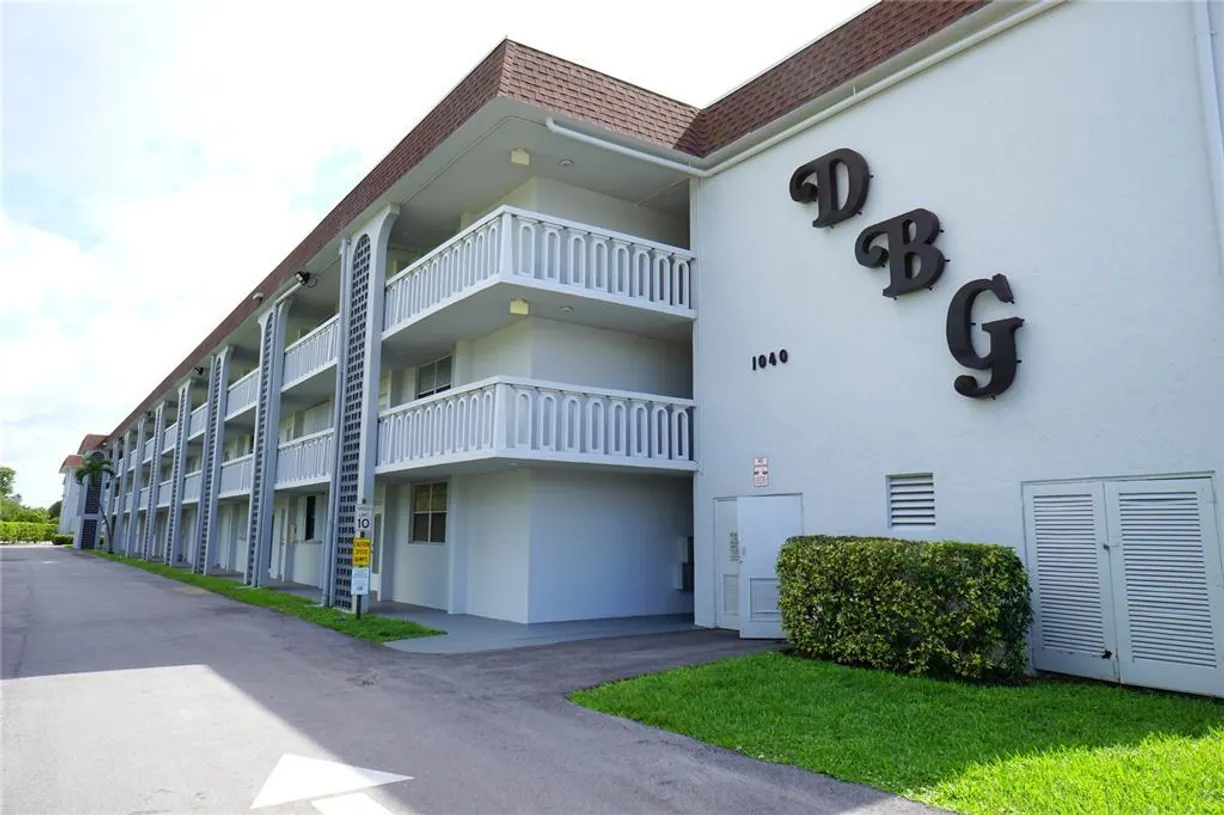 South Florida Real Estate | View 1040 SE 4th Avenue, 222 | Listing