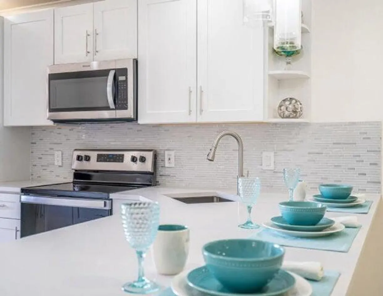 South Florida Real Estate | View 9284 Vista Del Lago, F | 2 Beds, 2 Baths