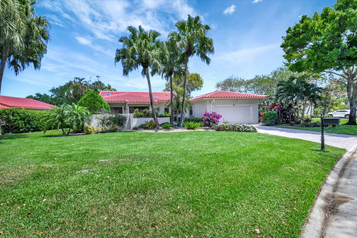 South Florida Real Estate | View 18 Bristol Lane | Listing