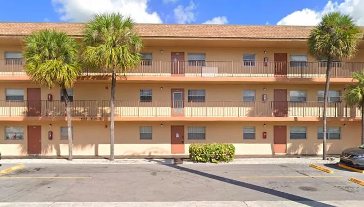 South Florida Real Estate | View 4191 NW 26th Street, 371 | 1 Bed, 1 Bath