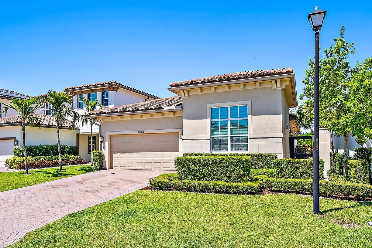 South Florida Real Estate | View 8883 Kingsmoor Way | 3 Beds, 2 Baths