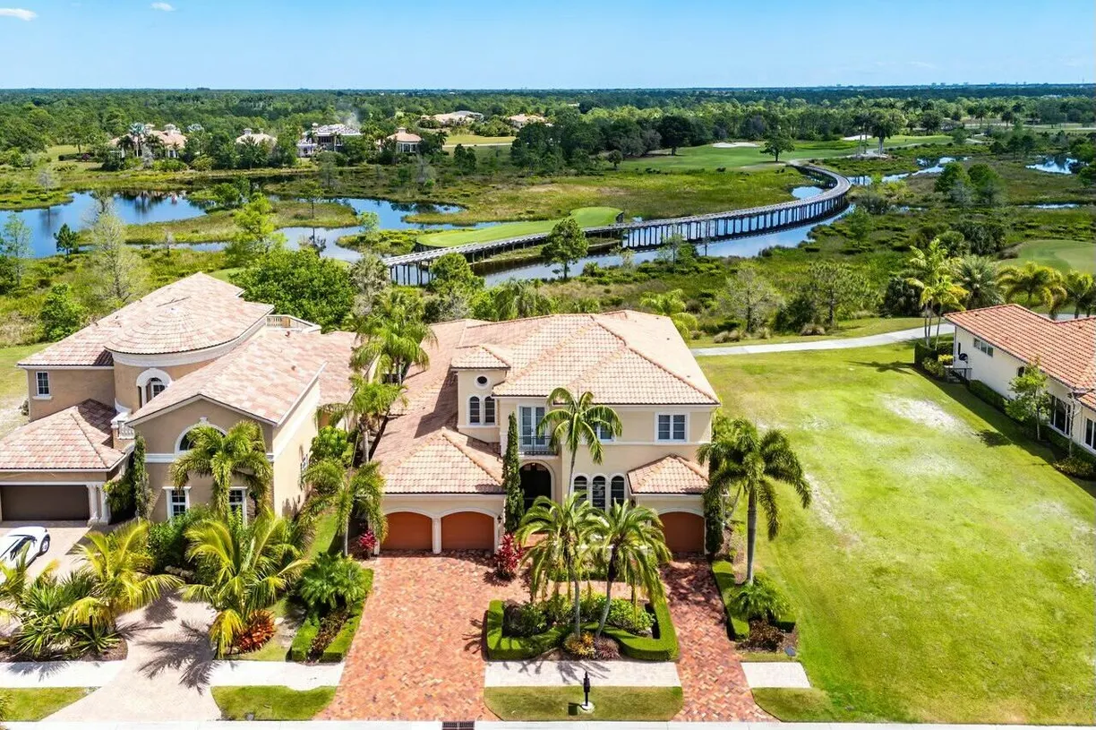 South Florida Real Estate | View 190 SE Bella Strano | Listing