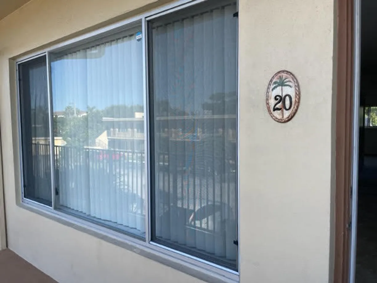 South Florida Real Estate | View 2309 S Federal Highway, 20 | 1 Bed, 1 Bath