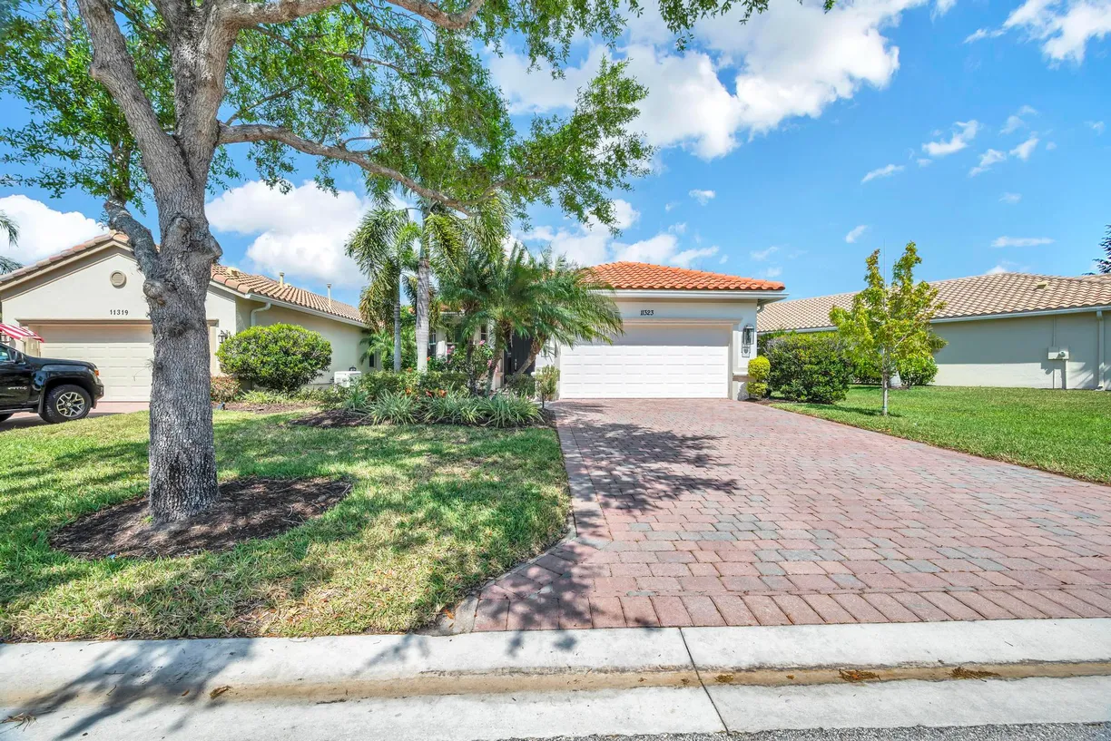 South Florida Real Estate | View 11323 SW Mountain Ash Circle | Listing