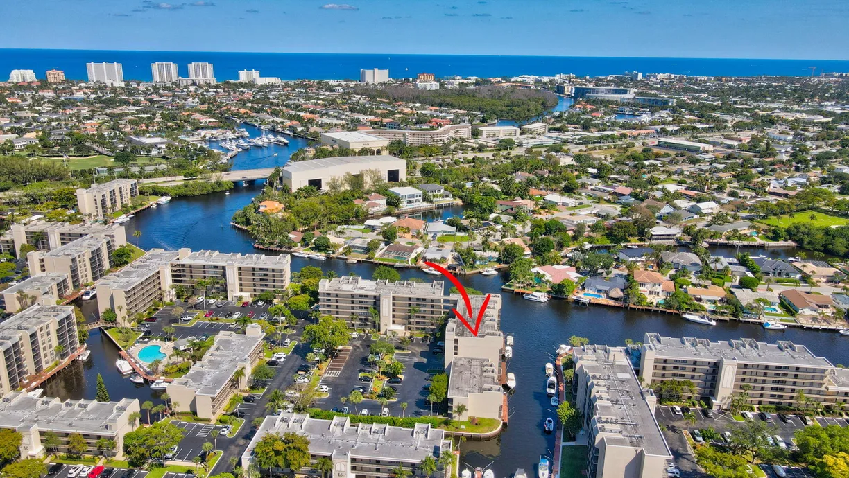South Florida Real Estate | View 15 Royal Palm Way, 505 | 2 Beds, 2 Baths