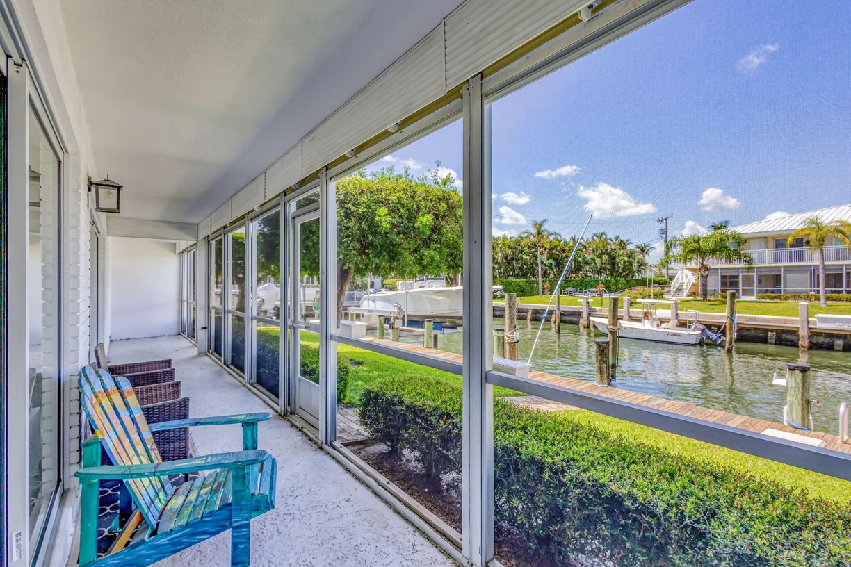 South Florida Real Estate | View 68 Yacht Club Drive, 3 | Listing