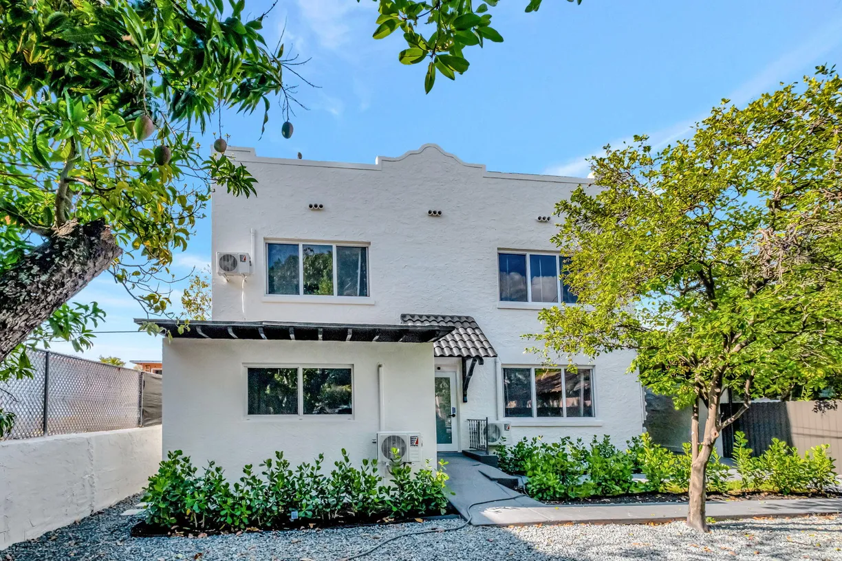 South Florida Real Estate | View 1260 SW 4th Street, 1 | 2 Beds, 1 Bath