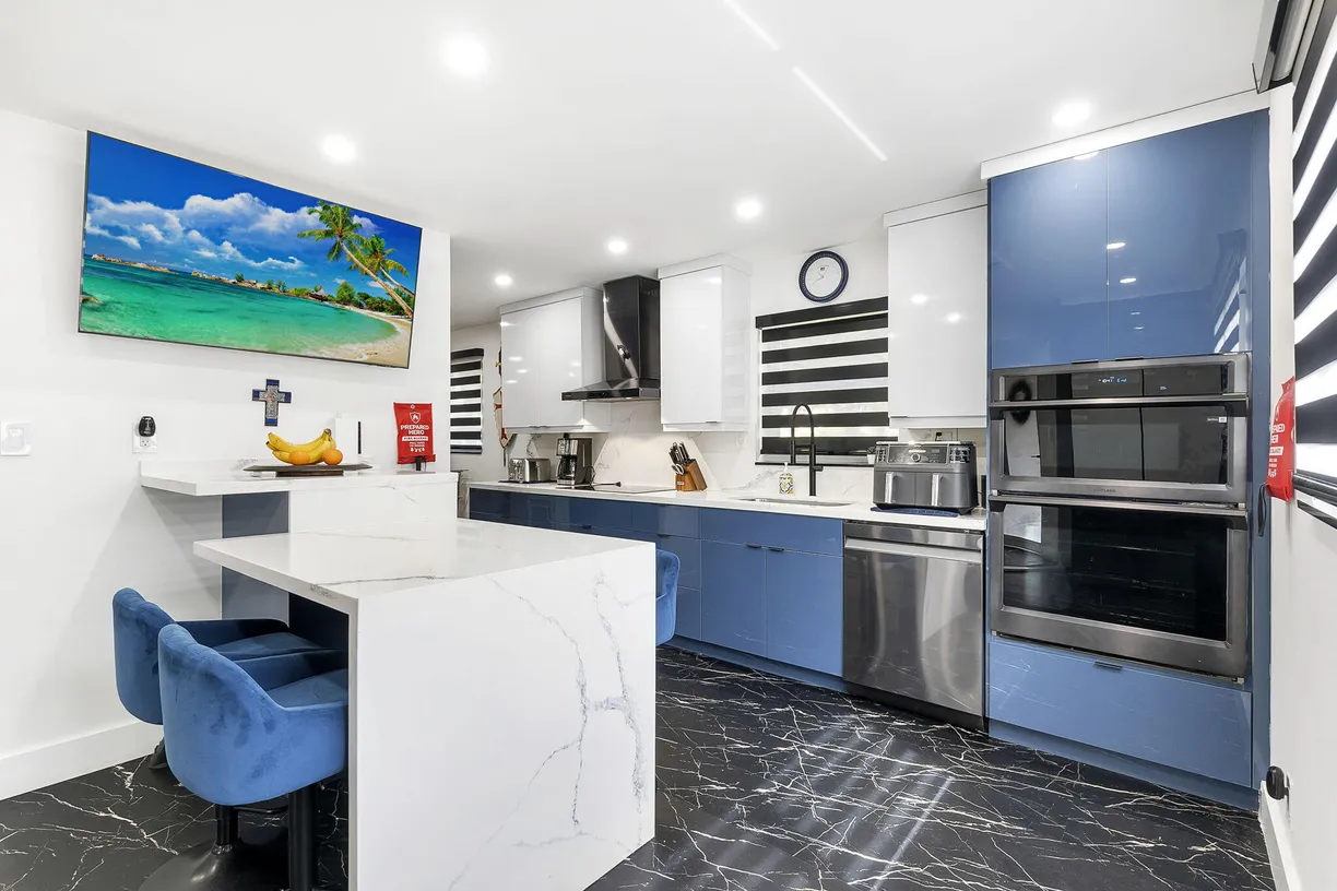South Florida Real Estate | View 1601 Abaco Drive, M1 | 2 Beds, 2 Baths