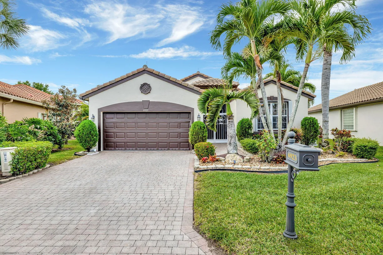 South Florida Real Estate | View 6923 Elianto Way | 3 Beds, 2 Baths