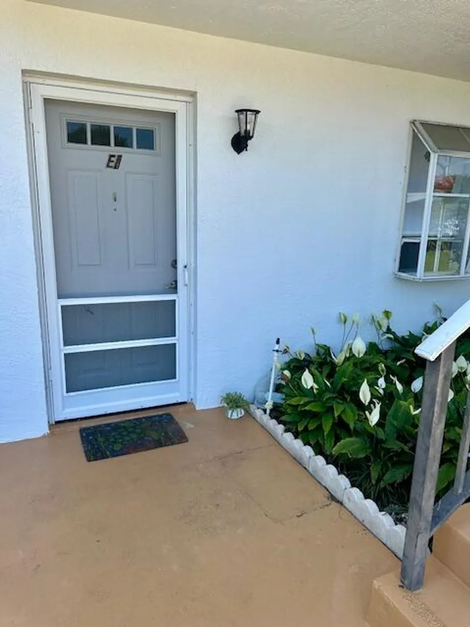 South Florida Real Estate | View 1203 S Lakes End Drive, E-1 | Listing