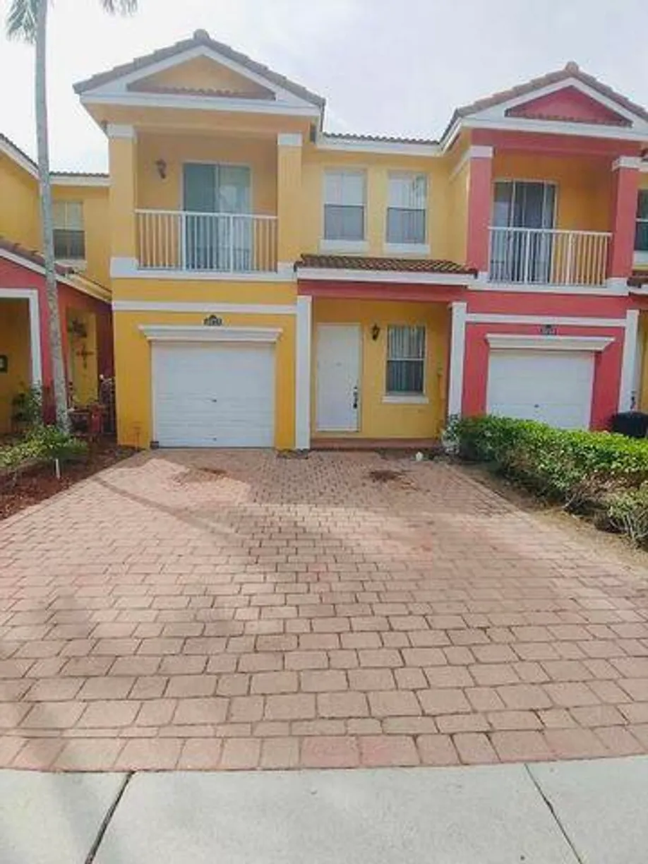 South Florida Real Estate | View 2209 Shoma Drive | 4 Beds, 2 Baths
