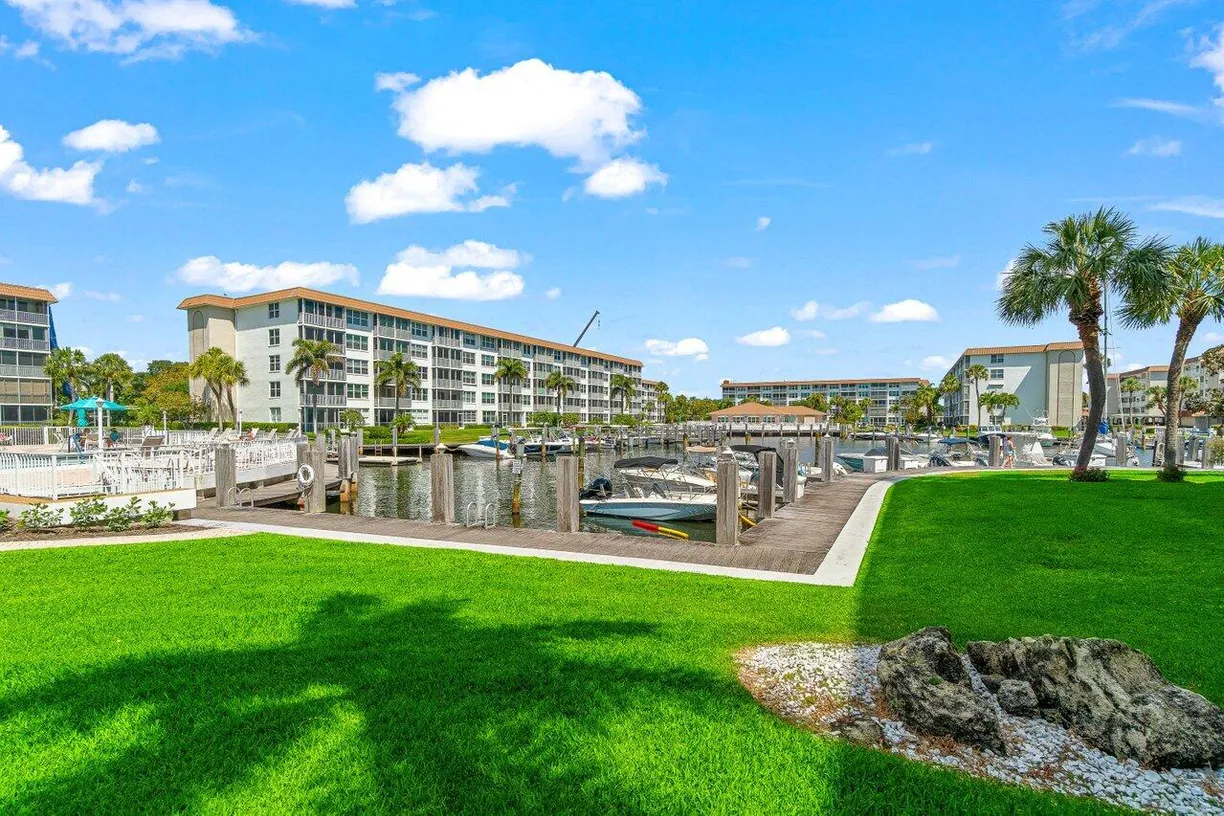 South Florida Real Estate | View 911 Gardenia Drive, 249 | 2 Beds, 2 Baths