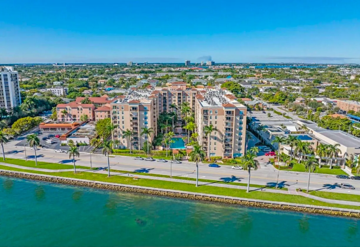 South Florida Real Estate | View 1801 N Flagler Drive, 308 | 1 Bed, 1 Bath