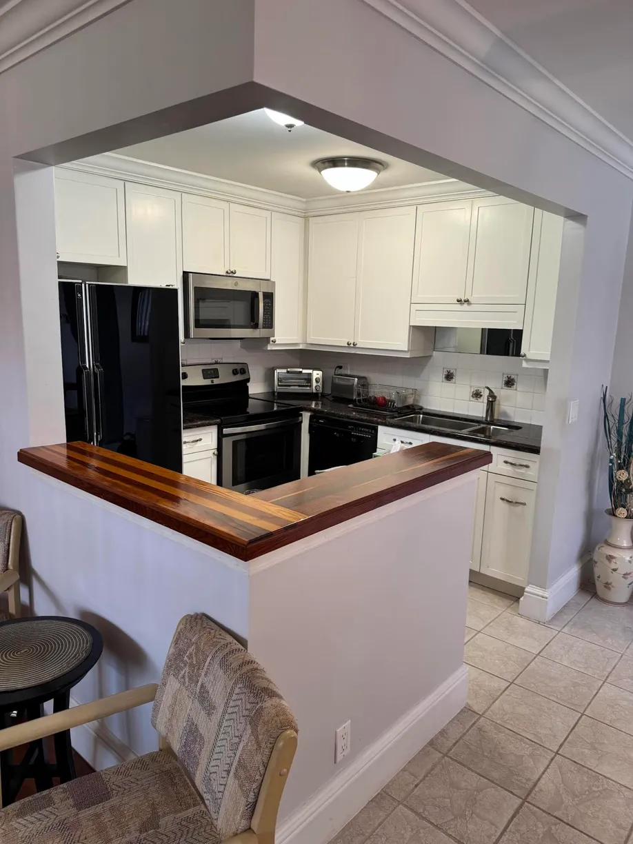 South Florida Real Estate | View 494 Saxony K | 1 Bed, 1 Bath
