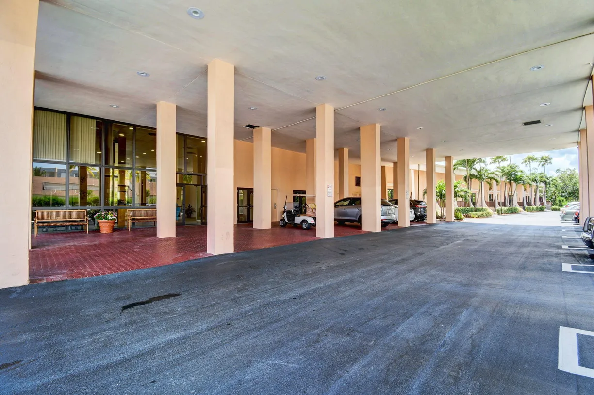 South Florida Real Estate | View 3589 S Ocean Boulevard, 609 | Listing
