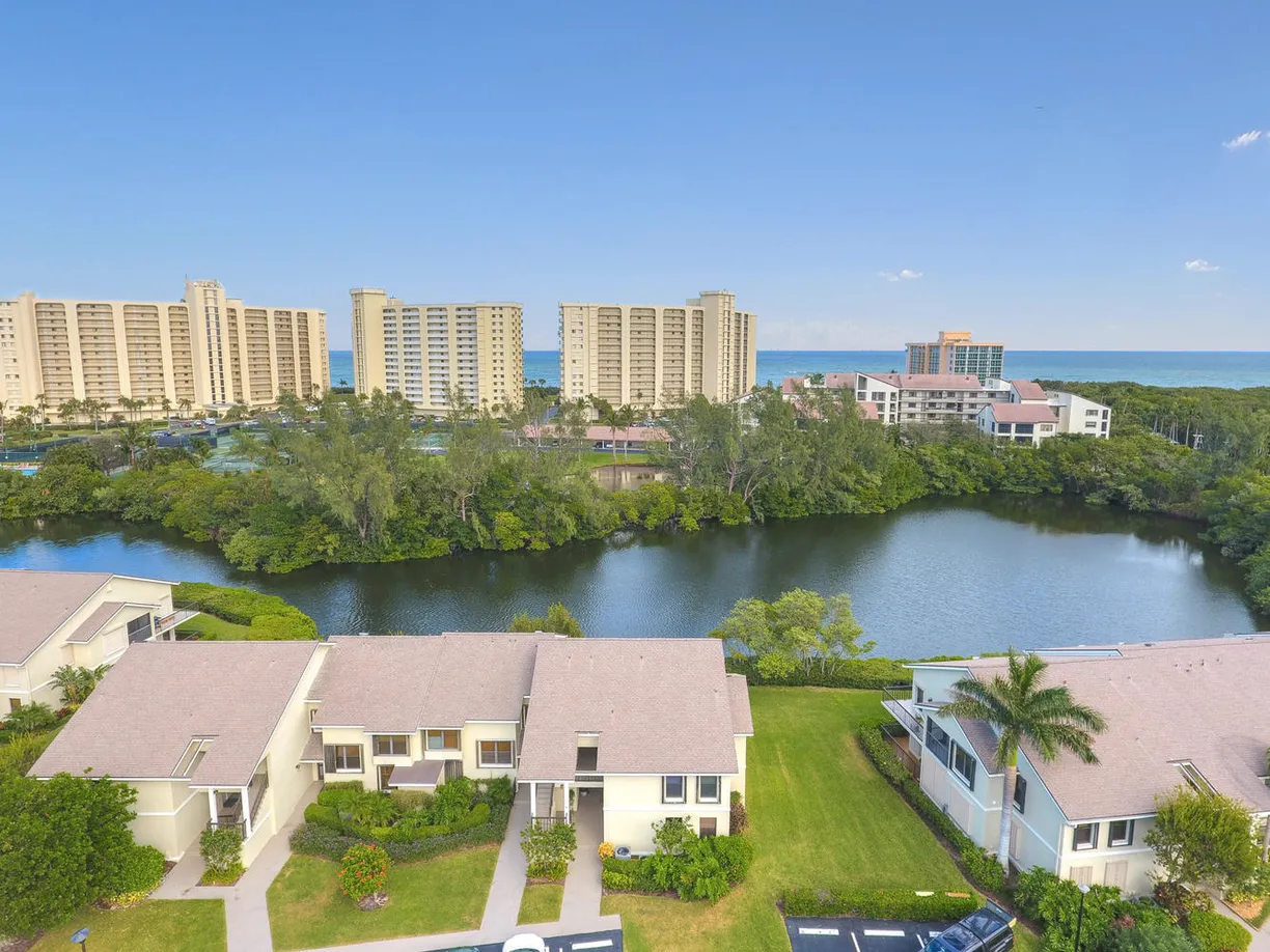 South Florida Real Estate | View 2206 Fairway Drive | 2 Beds, 2 Baths
