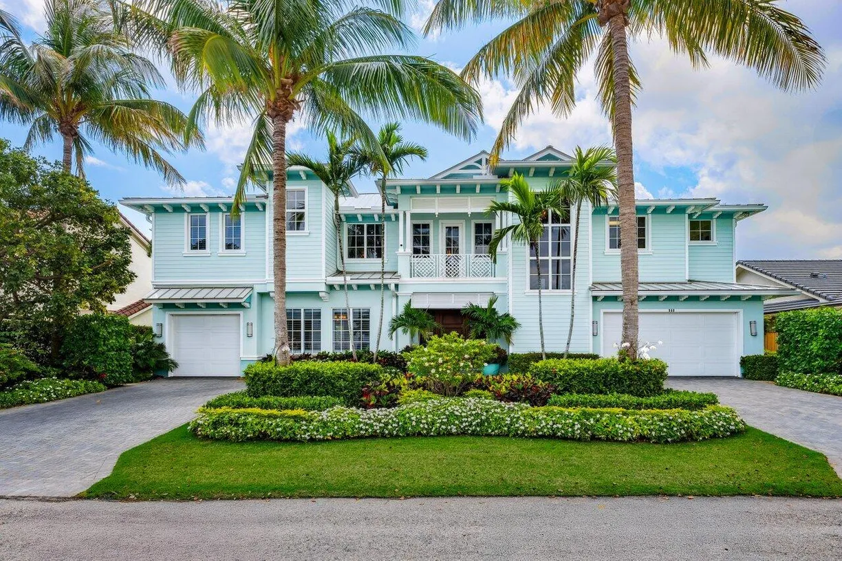 South Florida Real Estate | View 960 Dogwood Drive | 5 Beds, 6 Baths