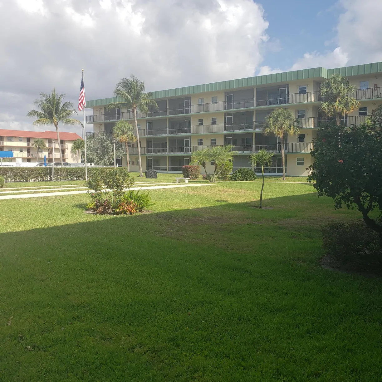 South Florida Real Estate | View 806 SE 7th Street, 302 | Listing
