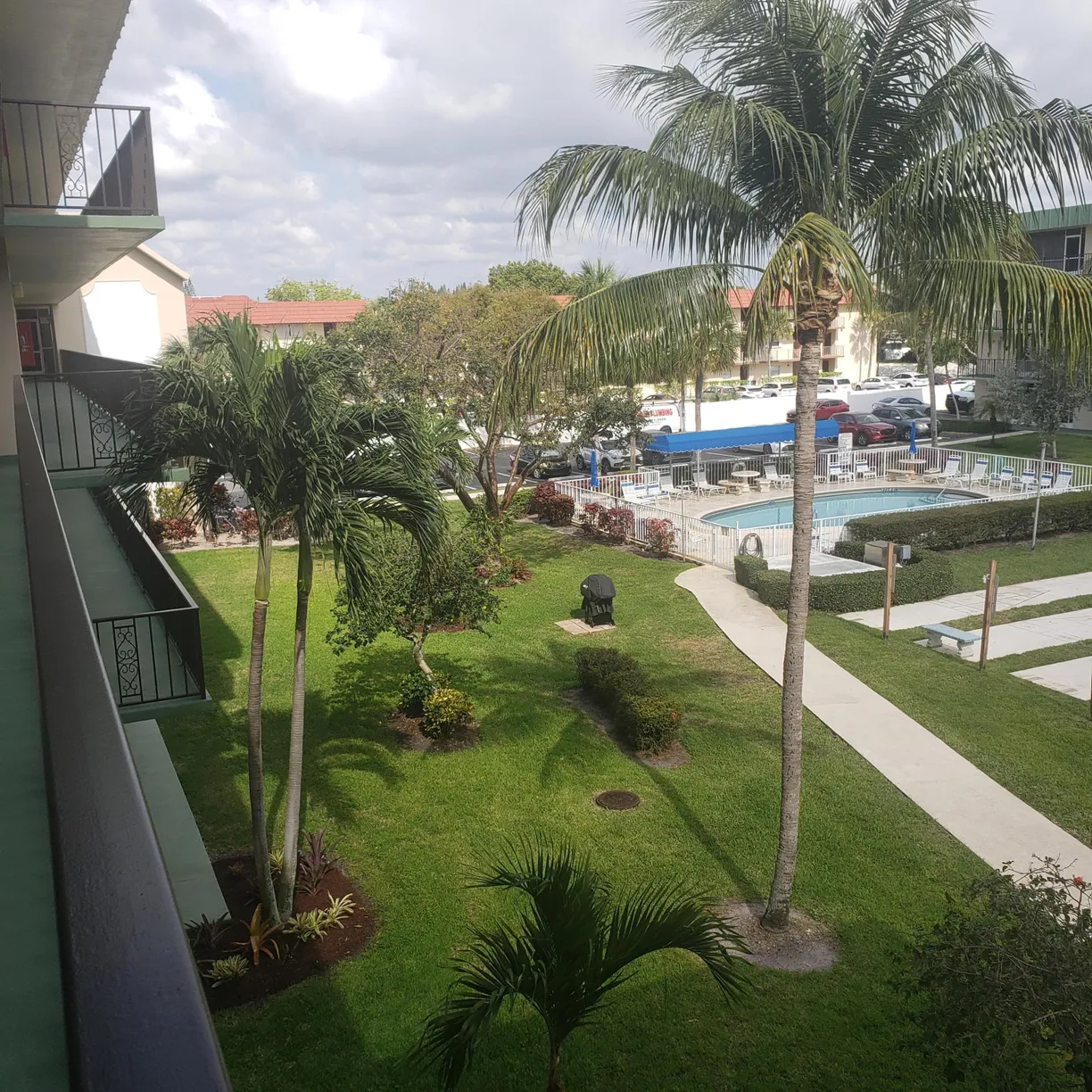 South Florida Real Estate | View 806 SE 7th Street, 302 | Listing