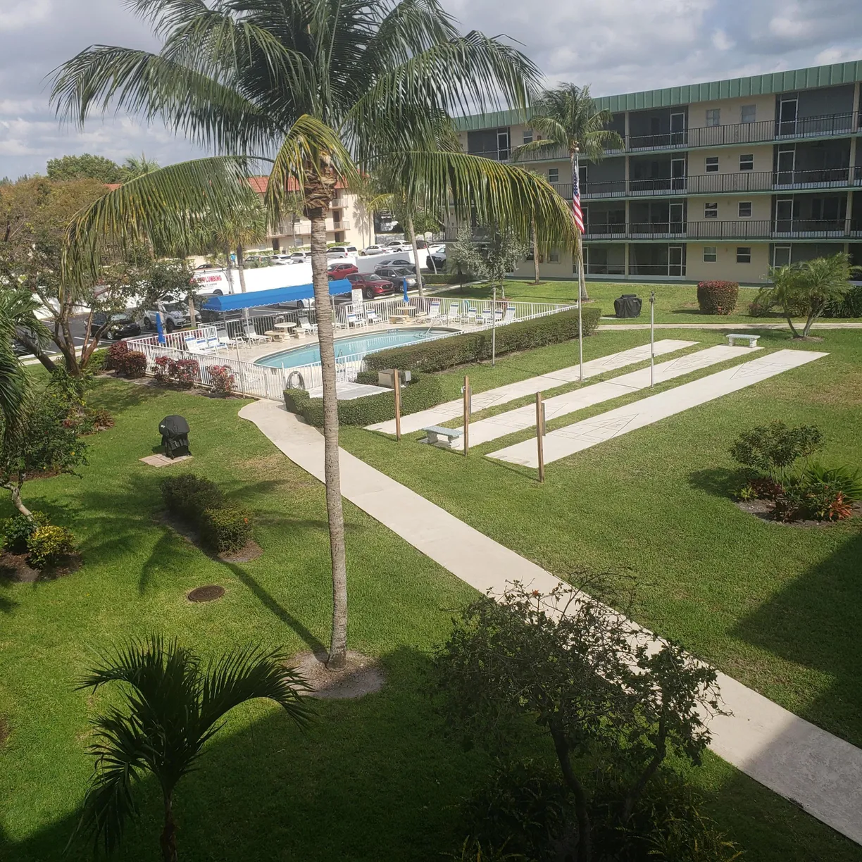 South Florida Real Estate | View 806 SE 7th Street, 302 | 2 Beds, 2 Baths