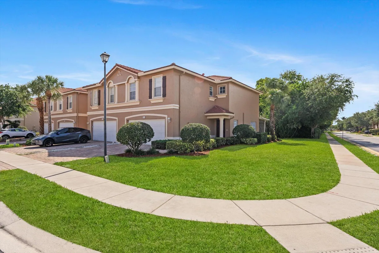 South Florida Real Estate | View 4501 Cohune Palm Court | 3 Beds, 2 Baths