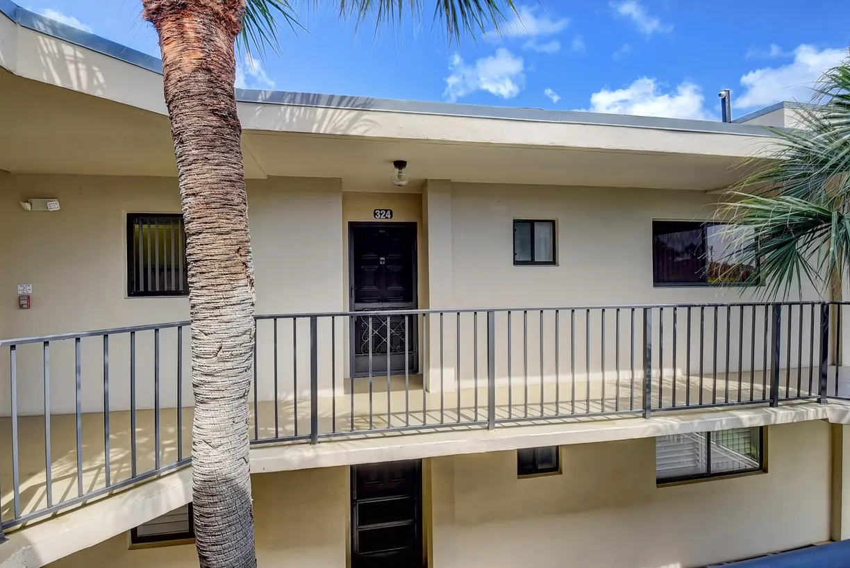 South Florida Real Estate | View 5370 Las Verdes Circle, 324 | Listing