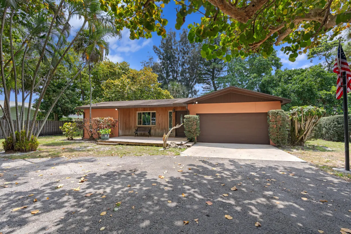 South Florida Real Estate | View 4284 Forest Lane | Listing