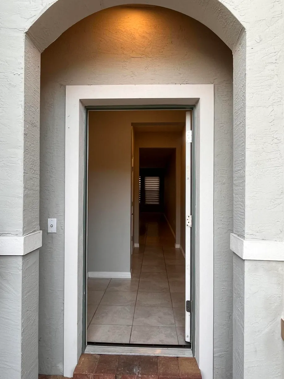 South Florida Real Estate | View 2305 Byron Street | Listing