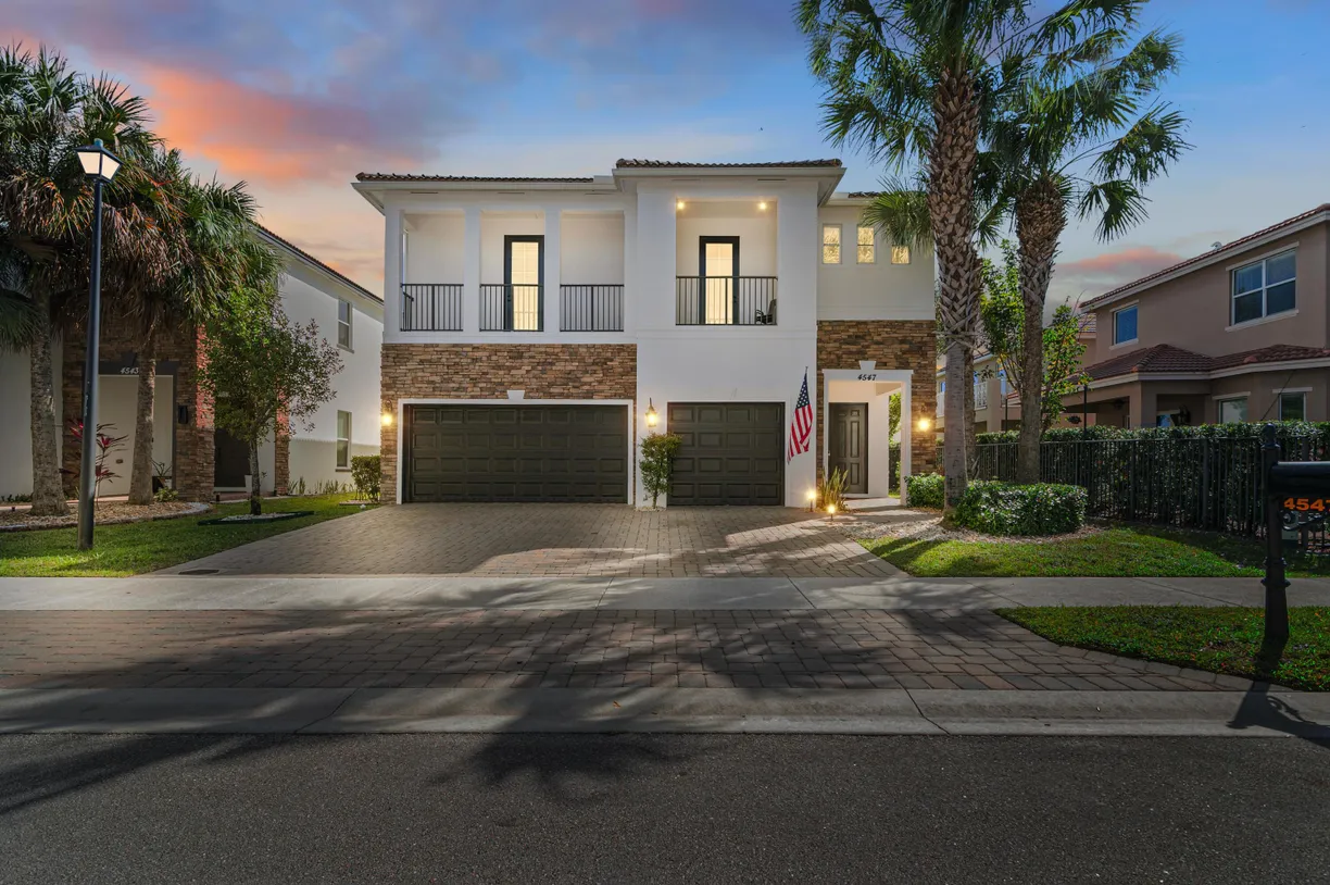 South Florida Real Estate | View 4547 San Mellina Drive | 5 Beds, 4 Baths