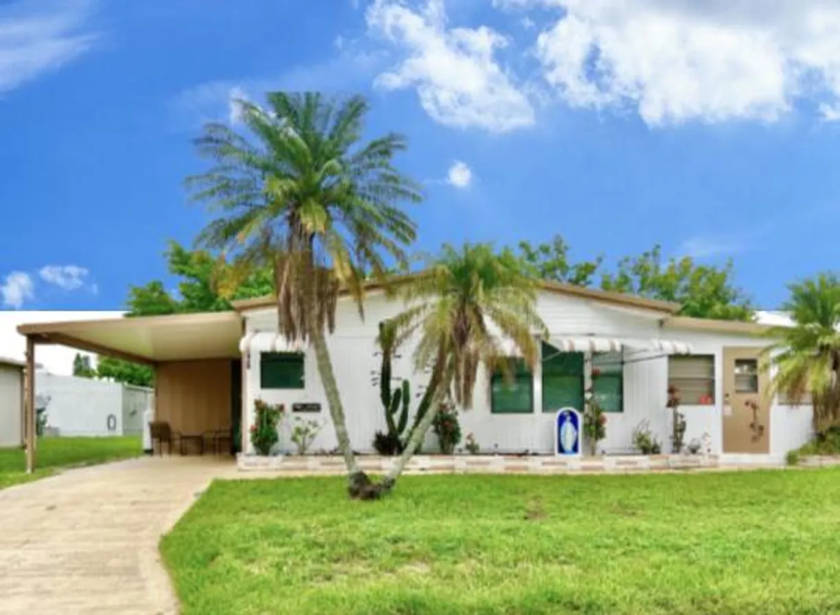 South Florida Real Estate | View 6226 S Joshua Lane | 2 Beds, 2 Baths