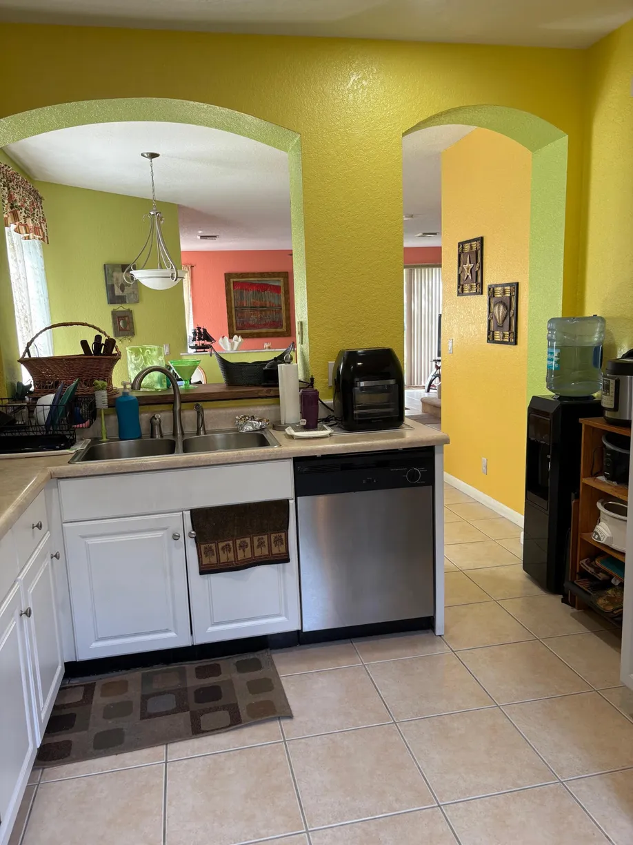 South Florida Real Estate | View 3101 N Evergreen Circle | Listing