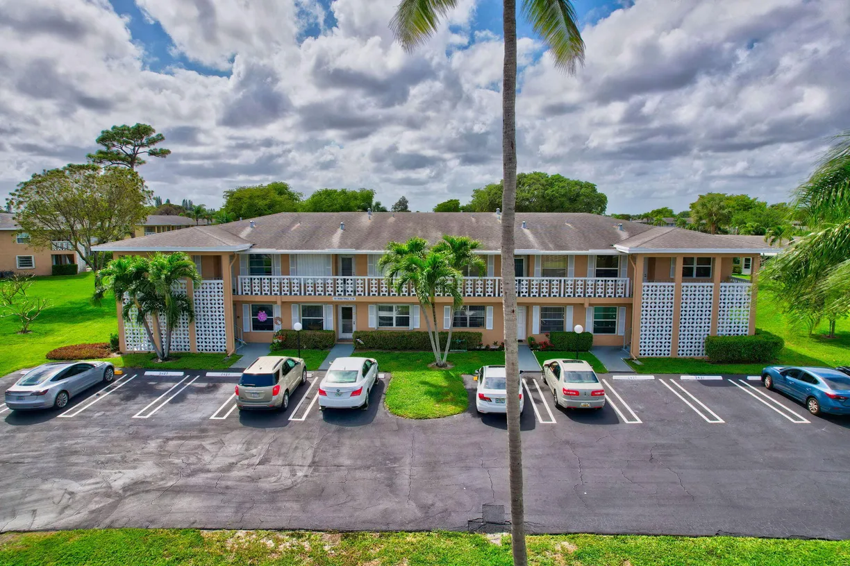 South Florida Real Estate | View 1051 Orange Ter 103 Terrace, 103 | Listing