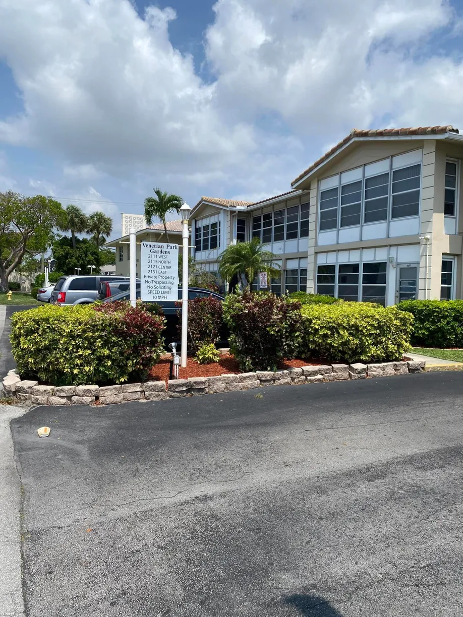 South Florida Real Estate | View 2121 NE 42nd Court, 102c | Listing