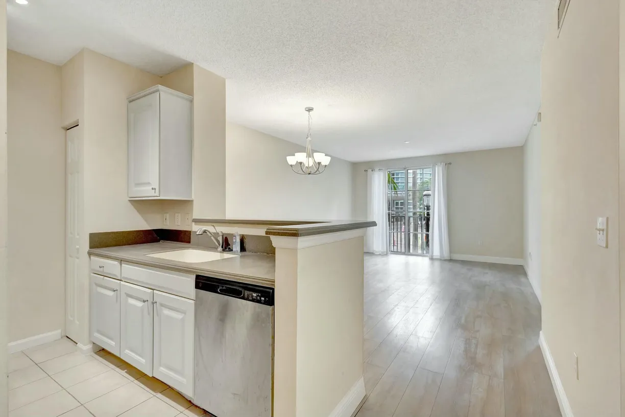 South Florida Real Estate | View 780 S Sapodilla Avenue, 203 | 1 Bed, 1 Bath