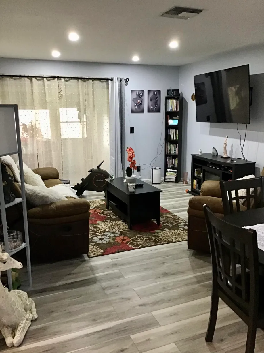 South Florida Real Estate | View 2763 Dudley Drive, F | 1 Bed, 1 Bath