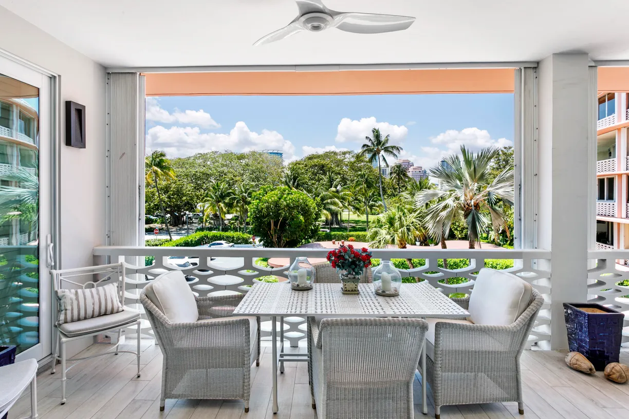 South Florida Real Estate | View 315 S Lake Drive, 3f | 2 Beds, 2 Baths