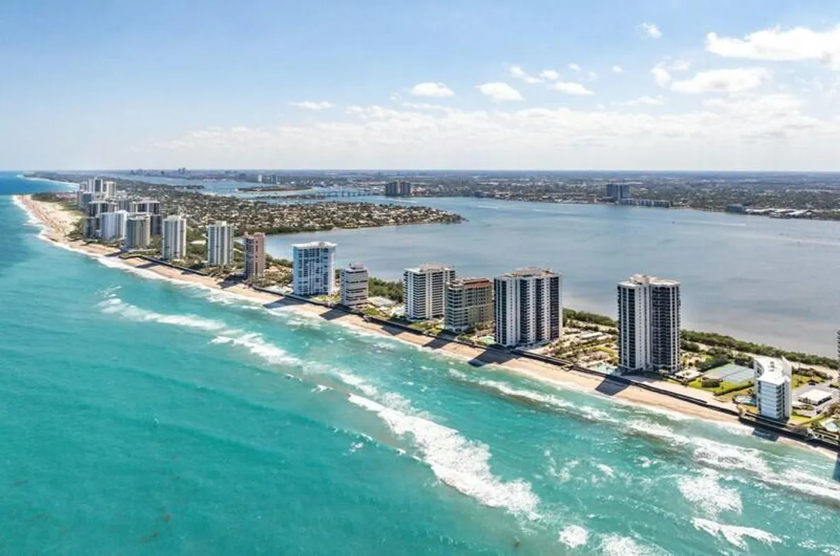 South Florida Real Estate | View 2800 N Ocean Drive, B-14d | 2 Beds, 2 Baths