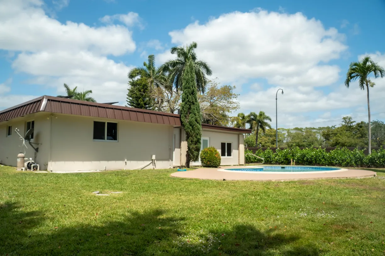 South Florida Real Estate | View 20 W Tropical Way | Listing