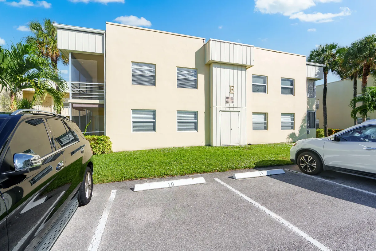 South Florida Real Estate | View 221 Normandy | Listing