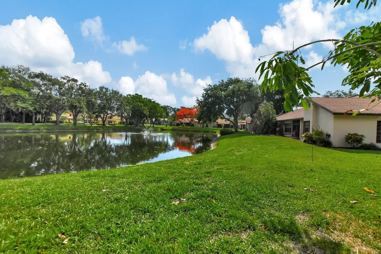 South Florida Real Estate | View 5289 Fairway Woods Drive, 2913 | 2 Beds, 2 Baths