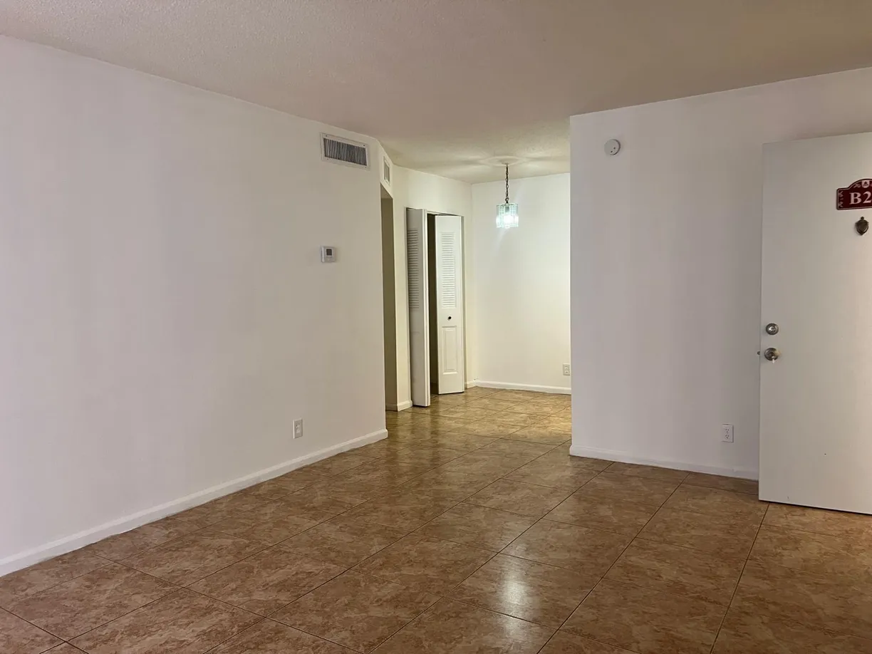 South Florida Real Estate | View 1500 N Congress Avenue, B24 | Listing