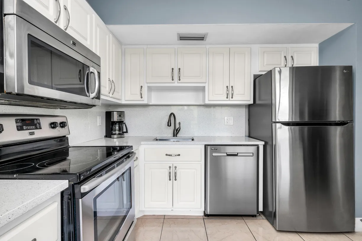 South Florida Real Estate | View 2800 N Palm Aire Drive, 309 | Listing