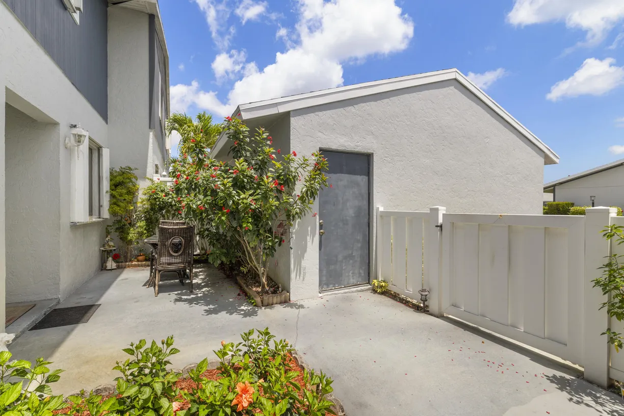 South Florida Real Estate | View 2641 Gately Drive, 2003 | Listing