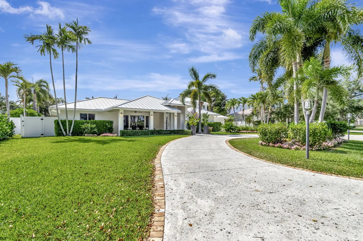 South Florida Real Estate | View 2020 NW 3rd Avenue | Listing