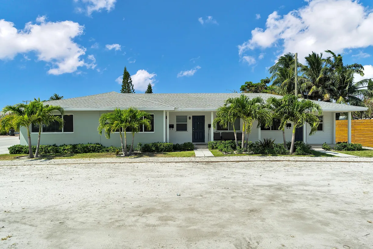 South Florida Real Estate | View 1502 N J Street, 1 | Listing
