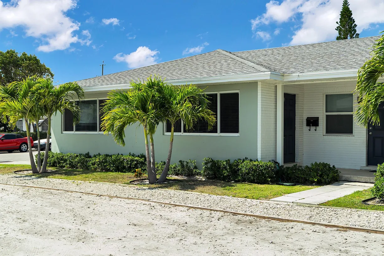 South Florida Real Estate | View 1502 N J Street, 1 | Listing