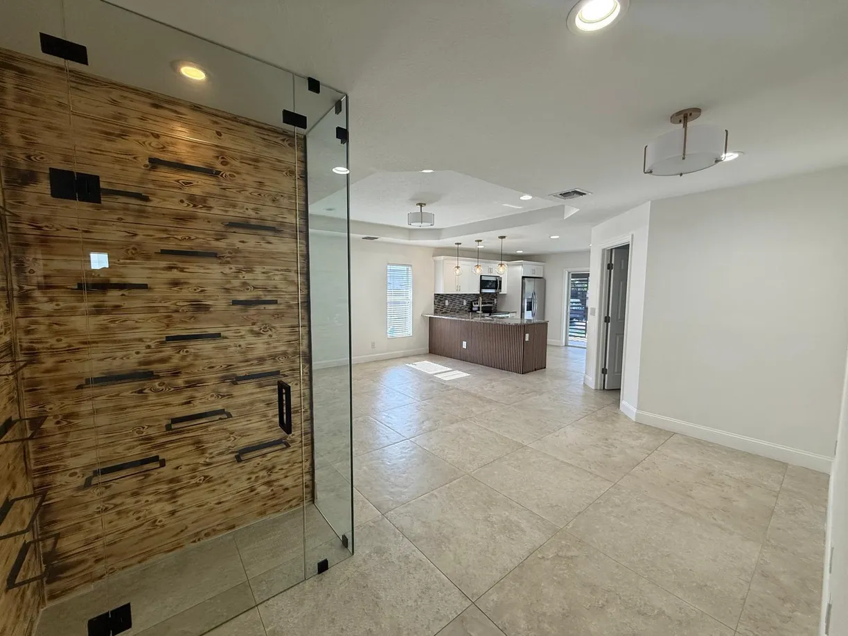 South Florida Real Estate | View 4861 Springfield Street, 123 | Listing