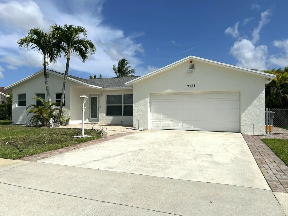 South Florida Real Estate | View 9312 SW 16th W Road | Listing